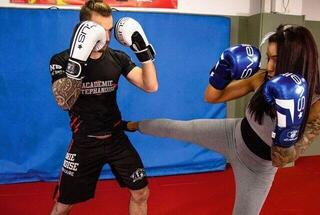 Rokavice za boks in MMA Sveltus Challenger Boxing Gloves Black/White 14 oz Rokavice za boks in MMA - 2