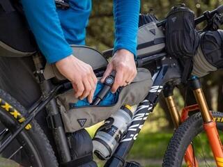 Geantă pentru bicicletă Topeak Mid Loader Geantă de cadru Verde 4,5 L - 4