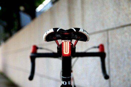 Cyklistické světlo Infini Tron Black 30 lm Cyklistické světlo - 5