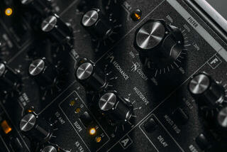 Synthesizer MOOG Subsequent 37 Synthesizer - 4