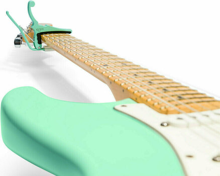 Capodaster voor gitaar met metalen snaren Kyser KGEFSGA Fender Quick-Change Surf Green - 3