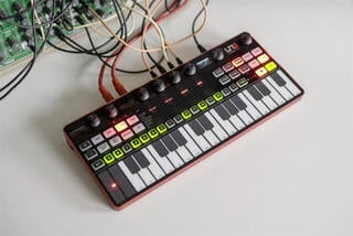 Syntetizátor IK Multimedia UNO Synth Pro Desktop Syntetizátor - 5