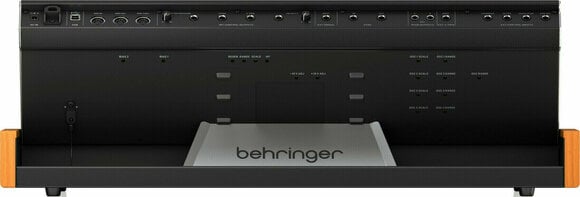 Syntetisaattori Behringer POLY D - 5