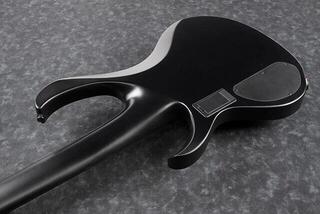 5-snarige basgitaar Ibanez BTB625EX-BKF Black Flat 5-snarige basgitaar - 4