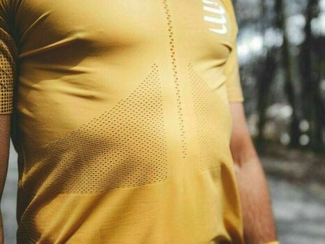 Løbe t-shirt med korte ærmer Compressport Racing T-Shirt Honey Gold XL Løbe t-shirt med korte ærmer - 9