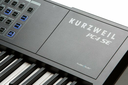 Sintetizador Kurzweil PC4 SE - 9