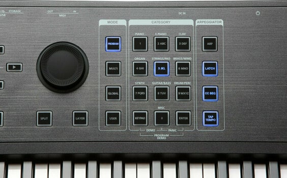 Sintetizador Kurzweil PC4 SE - 14