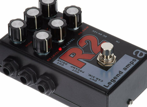 Pré-amplificador/amplificador em rack AMT Electronics R2 - 6