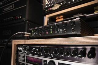 USB Audiointerface IK Multimedia AXE I/O + AmpliTube 5 MAX Bundle USB Audiointerface - 7
