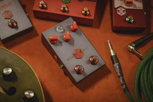 Gitarski efekt Beetronics Octahive Metal Cherry (Limited Edition) Gitarski efekt - 6