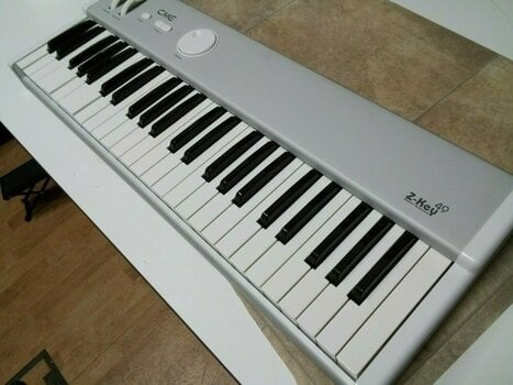 MIDI keyboard CME Z-KEY49 MIDI (Poškodené) - 4