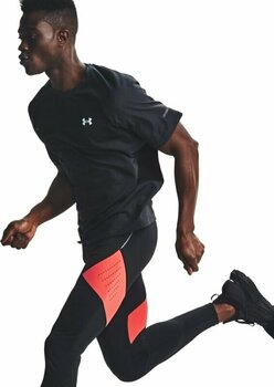 Running t-shirt with short sleeves
 Under Armour UA Seamless Run Anthracite/Black/Reflective L Running t-shirt with short sleeves - 7