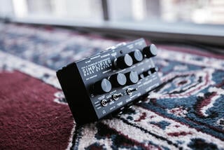 Pre-amp/Rack Amplifier DSM & Humboldt Simplifier Bass Pre-amp/Rack Amplifier - 5