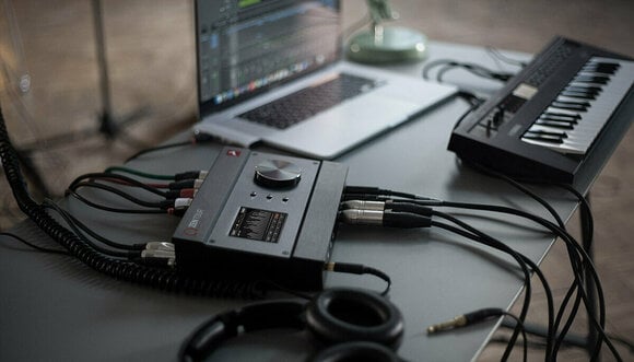 Thunderbolt audio převodník - zvuková karta Antelope Audio Zen Tour Synergy Core - 7