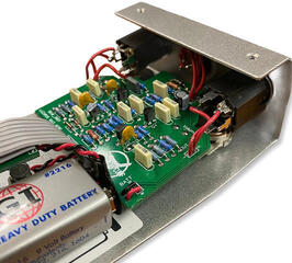 Efecto de guitarra Wren and Cuff Box of War Reissue OG Fuzz Efecto de guitarra - 3