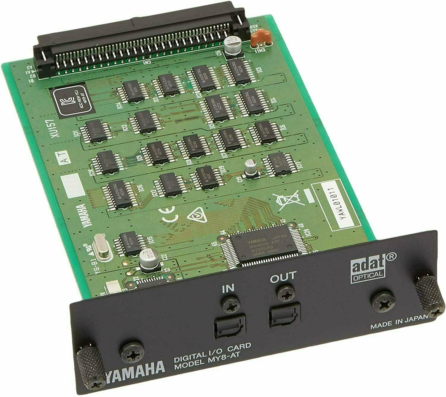 Módulo de expansão para mesas de mistura Yamaha MY8-AT
