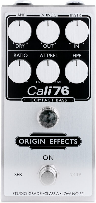 Pedal de efectos de bajo Origin Effects Cali76 Compact Bass Pedal de efectos de bajo