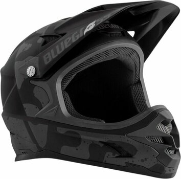 Cyklistická helma Bluegrass Intox Black Camo Matt S Cyklistická helma - 1