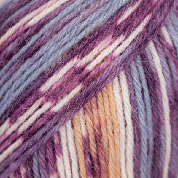 Fios para tricotar Drops Fabel Print 904 Lavender Fios para tricotar