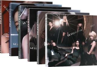 Zenei CD Le Sserafim - 5th Mini Album 'HOT' Compact Version (CD)