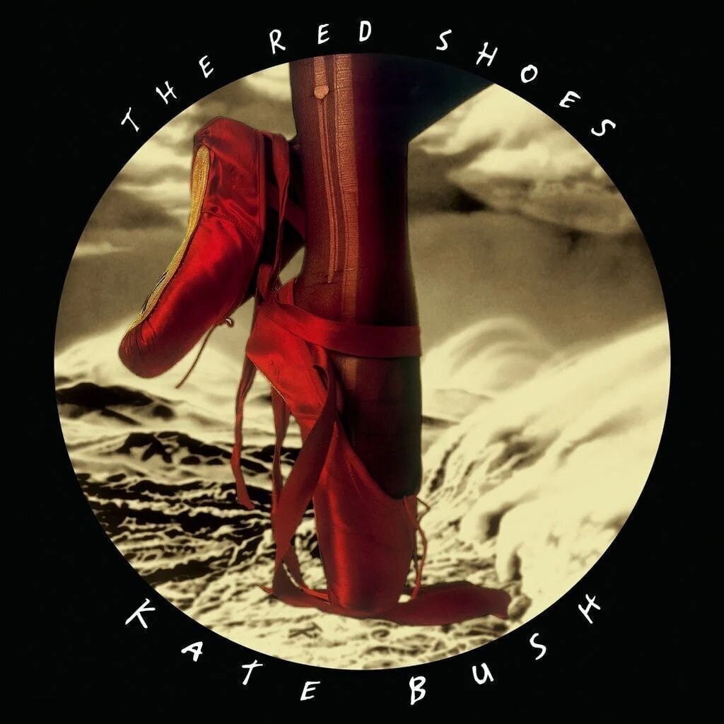 Disc de vinil Kate Bush - Red Shoes (Indie Exclusive) (180 g) (Remastered) (Dracula Red Coloured) (2 LP)