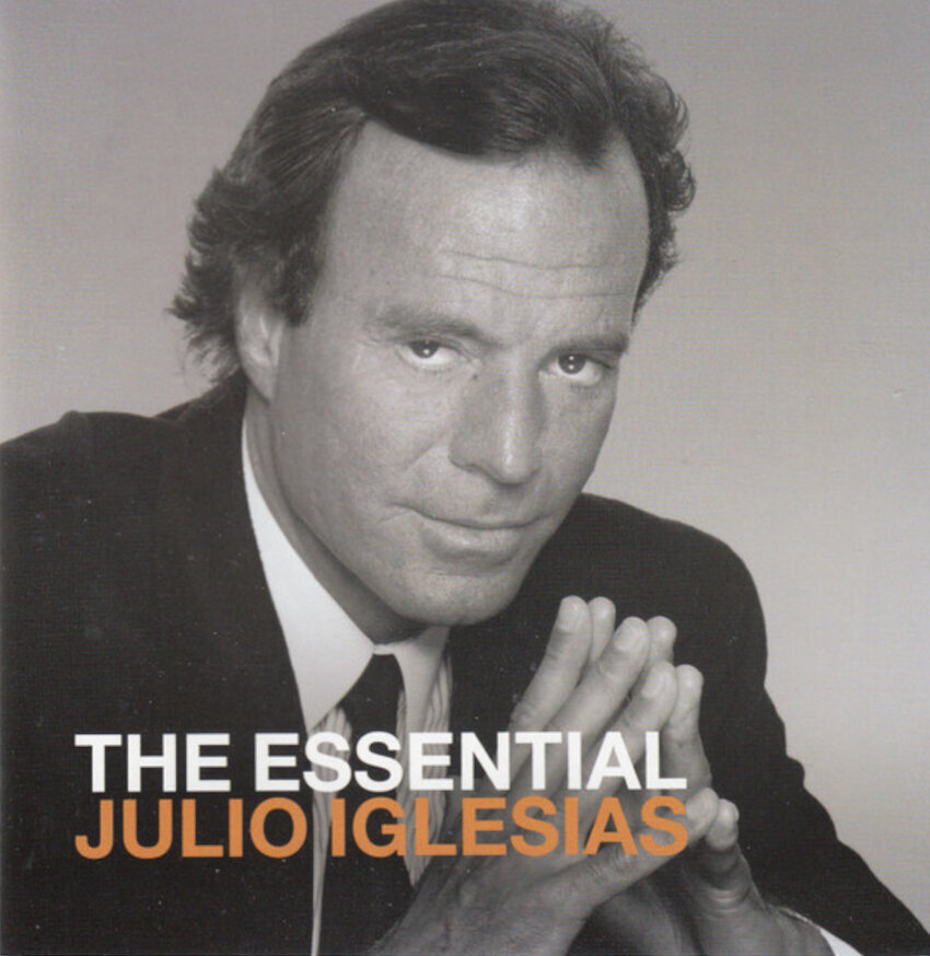 Musik-CD Julio Iglesias - The Essential Julio Iglesias (2 CD)