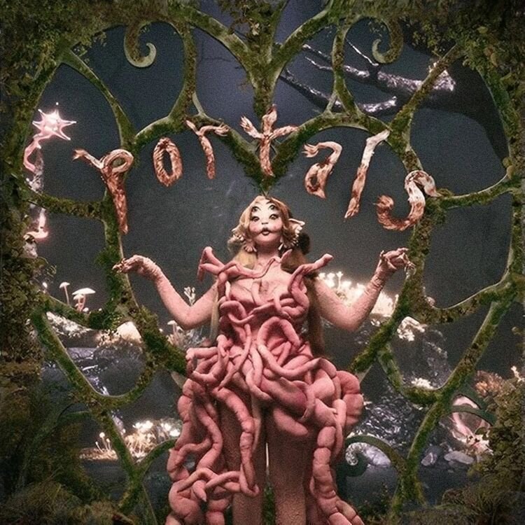 Hanglemez Melanie Martinez - Portals (Deluxe Limited Edition) (Box Set) (Milky Clear Coloured) (2 LP)