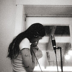 Грамофонна плоча Lizzy McAlpine - Older (And Wiser) (2 LP)