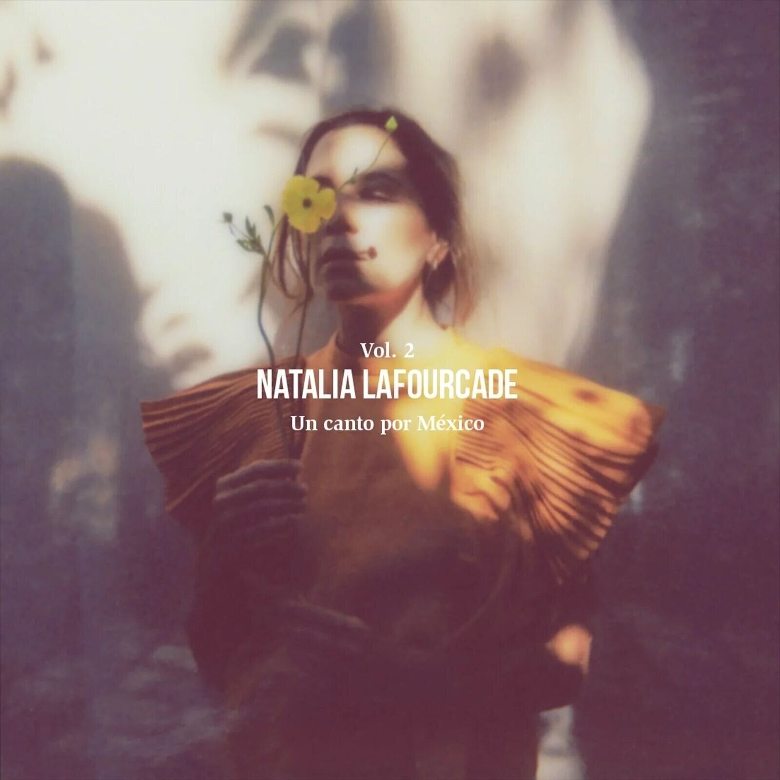 LP ploča Natalia Lafourcade - Un Canto Por Mexico Vol. 2 (Limited Edition) (Gatefold Sleeve) (Crystal Clear/Black Marble Coloured) (180 g) (2 LP)