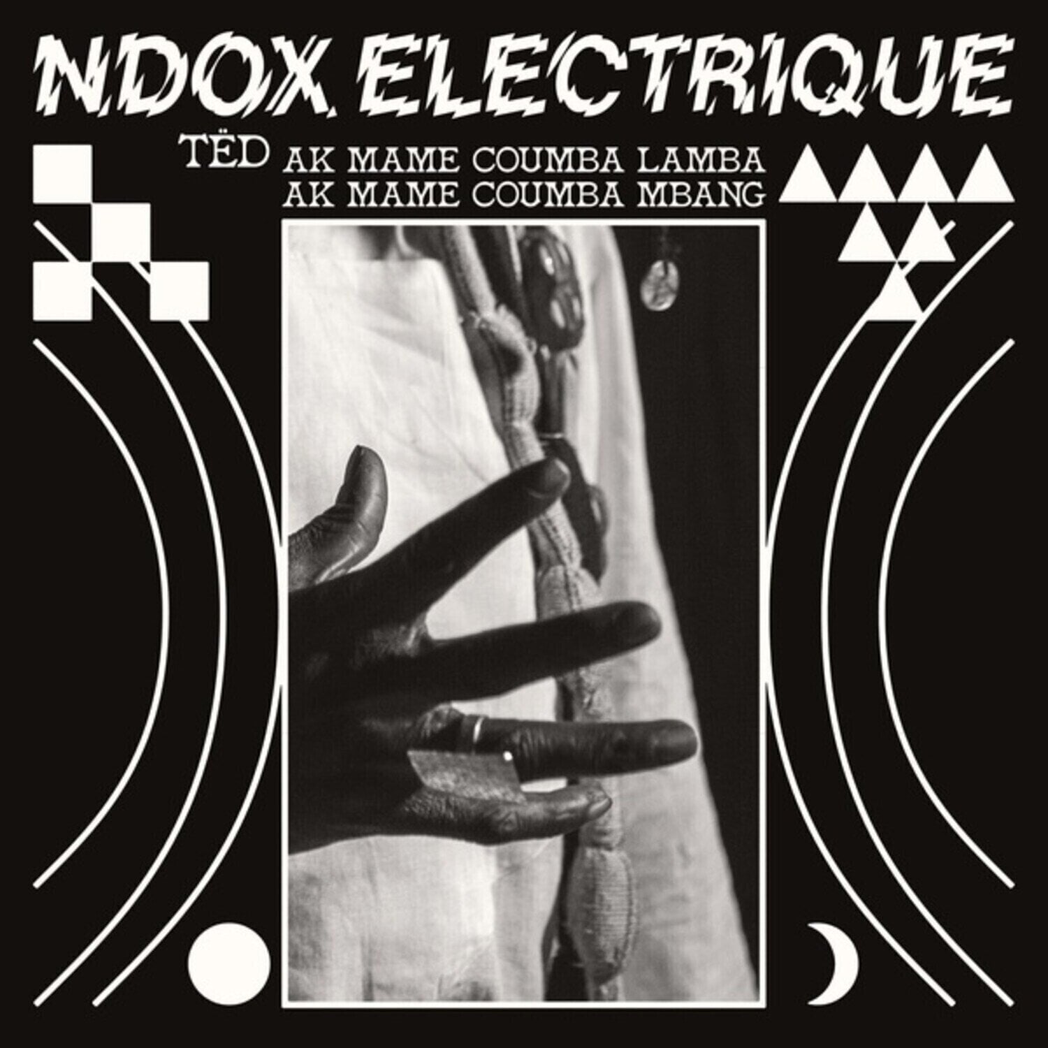 Vinylplate Ndox Electrique - Tëbdd ak Mame Coumba Lamba ak Mame Coumba Mbang (Limited Edition) (LP)
