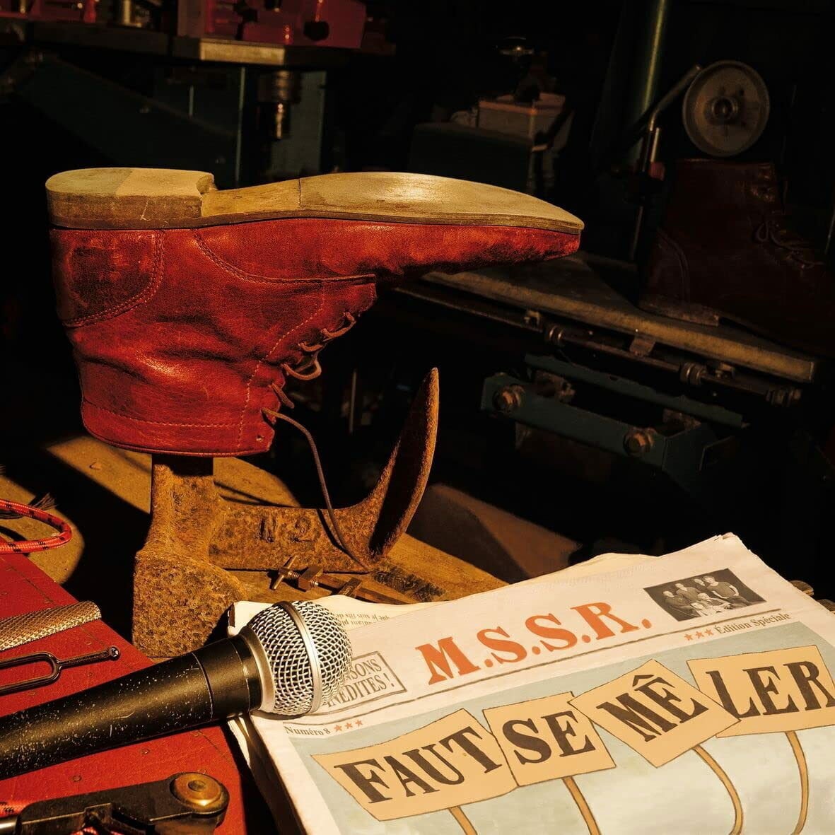 Vinylskiva Mes Souliers Sont Rouges - Faut Se Mêler (2 LP)