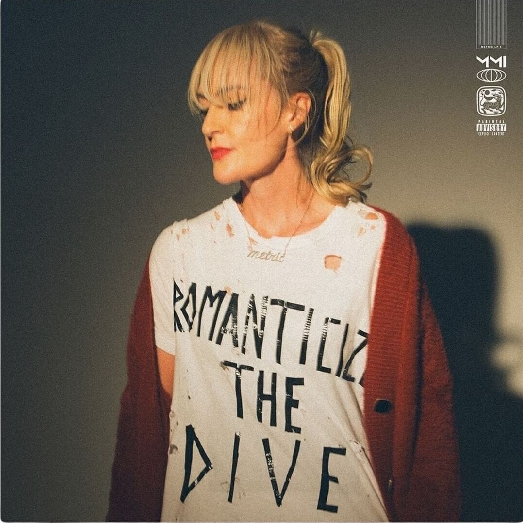 Disco de vinil Metric - Romanticize The Dive (Indie Exclusive) (Metallic Silver Coloured) (LP)