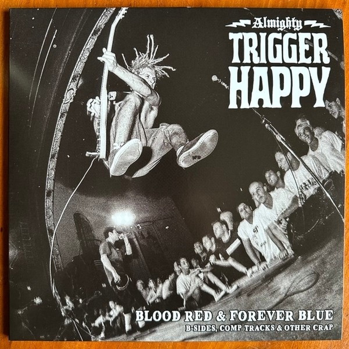 Vinilinė plokštelė Trigger Happy - Blood Red & Forever Blue - B-Sides, Comp Tracks & Other Crap (Limited Edition) (LP)