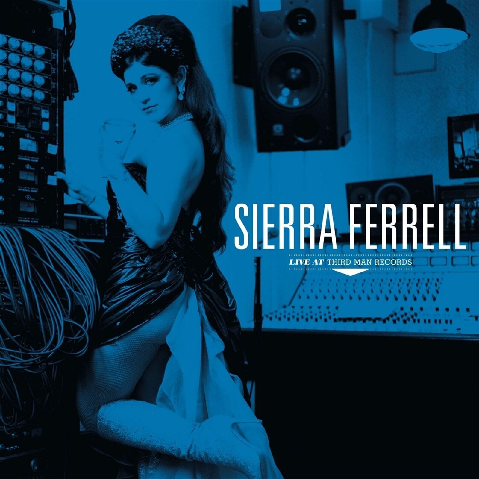 Vinylplade Sierra Ferrell - Sierra Ferrell Live At Third Man Records (Red Coloured) (LP)