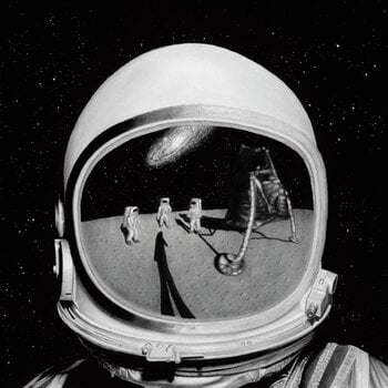 Vinylskiva Yamirah's Solar Explorers - Andromeda Galaxy (Limited Edition) (White Coloured) (LP) - 1