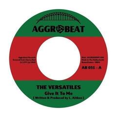 LP The Versatiles & Tiger & The Versatiles - Give It To Me / Hot (LP)
