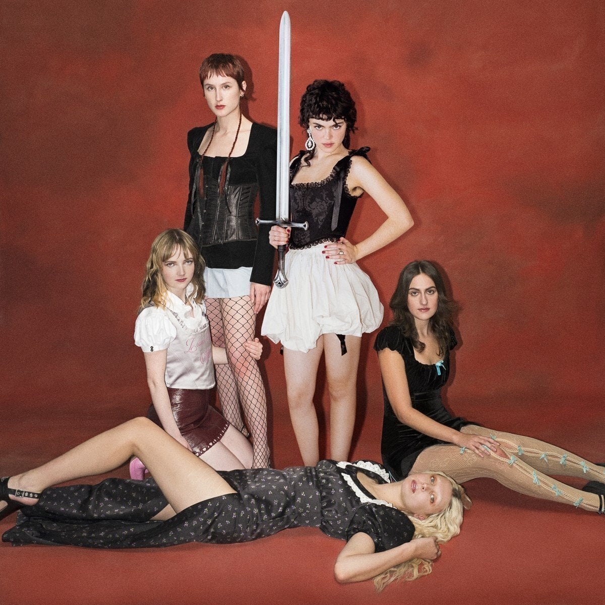 Schallplatte The Last Dinner Party - Sinner (Limited Edition) (Limited White Coloured) (7")