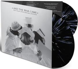 LP ploča Shakey Graves - And The War Came (10 Year Anniversary Edition) (Indie Exclusive) (Limited Edition) (Gatefold) (Black/White Splatter Coloured) (2 LP)