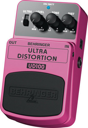 Efecto de guitarra Behringer UD 100 ULTRA DISTORTION