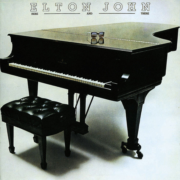 Vinylskiva Elton John - Here And There (LP)