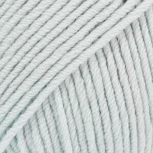 Fios para tricotar Drops Merino Extra Fine 39 Ice Blue