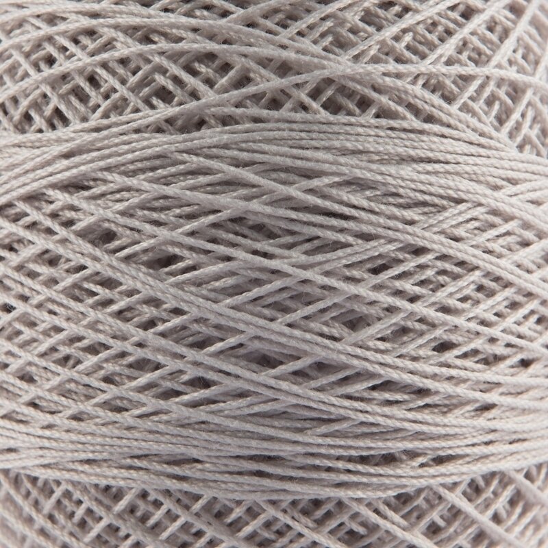 Fil de crochet Nitarna Ceska Trebova Kordonet 10 8124 Light Grey Fil de crochet