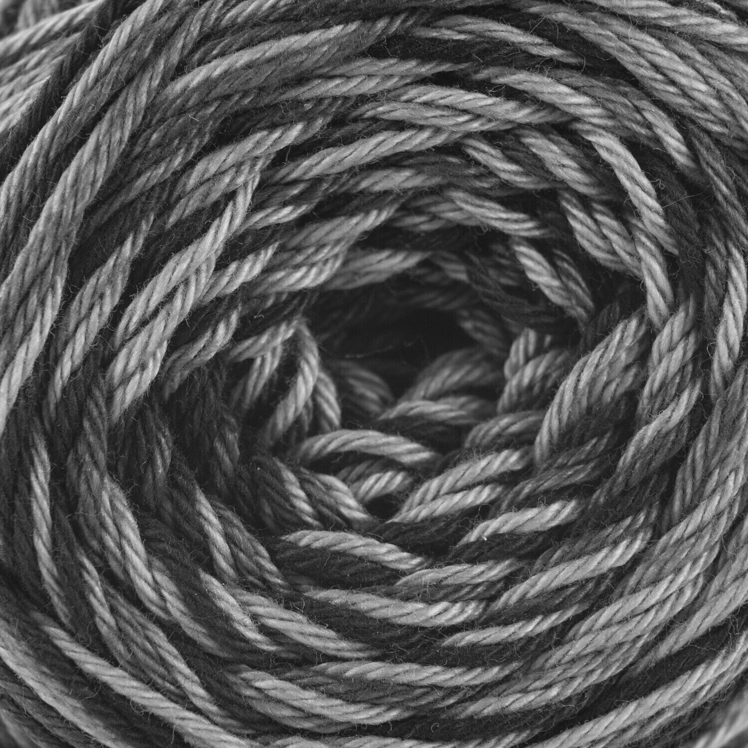 Fil à tricoter Nitarna Ceska Trebova Katka Ombre 88152 Dark Grey Fil à tricoter