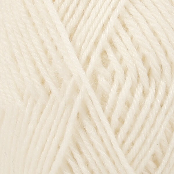 Fire de tricotat Drops Karisma Uni Colour 01 Off White Fire de tricotat