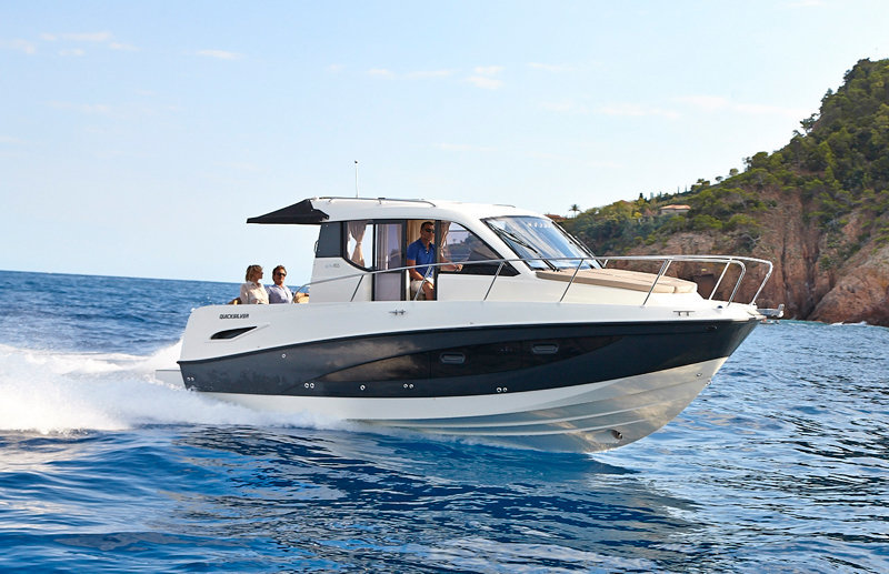 Barcă cu motor Quicksilver QS Activ 855 Weekend Barcă cu motor