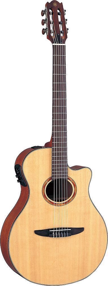 Klassisk gitarr med förförstärkare Yamaha NTX 700