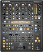 Behringer DDM 4000 Mesa de mezclas DJ (Como nuevo)