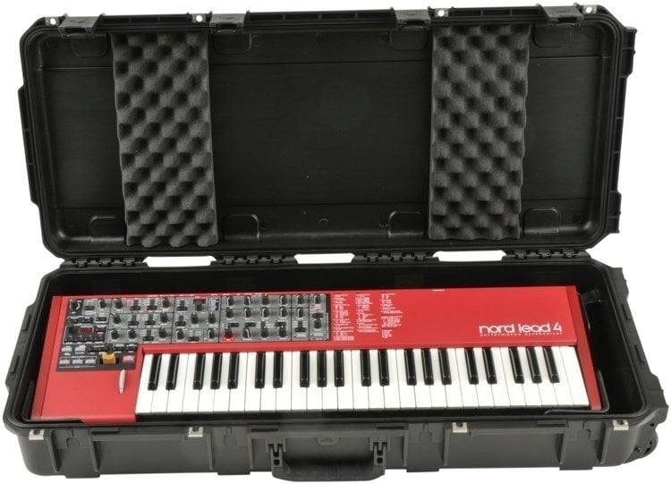 Estojo para teclado SKB Cases 3I-3614-KBD iSeries Waterproof 49-Key Keyboard Case