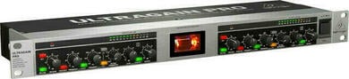 Behringer MIC2200 V2 Microphone Preamp (Like new)