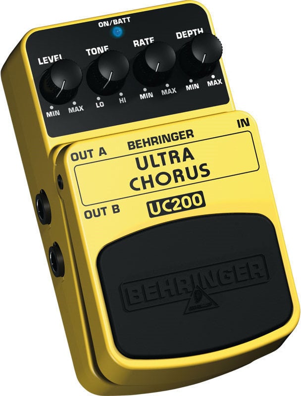 Gitarový efekt Behringer UC 200